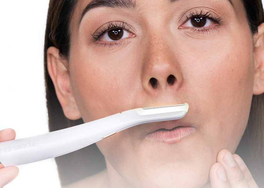 جهاز تقشير وإزالة شعر الوجه-Flawless Dermaplane Glo جهاز تقشير وإزالة شعر الوجه-Flawless Dermaplane Glo أجهزة إزالة شعر الجسم جهاز تقشير وإزالة شعر الوجه-Flawless Dermaplane Glo جهاز تقشير وإزالة شعر الوجه-Flawless Dermaplane Glo أجهزة إزالة شعر الجسم